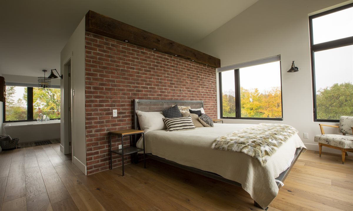 Briquette-Vieux-Montreal-Hatley-02-Z.jpg